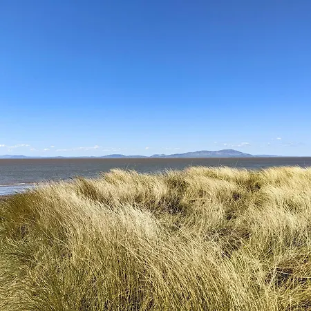 Cosy Allonby